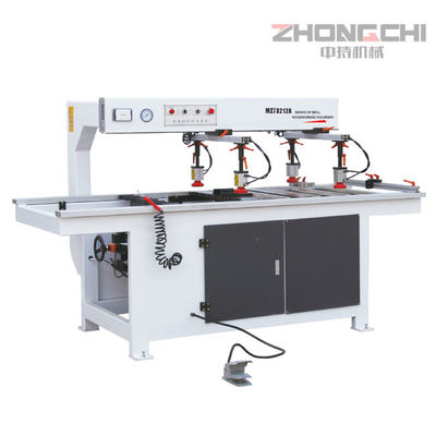 2つのヘッド水平および垂直 CNC 木材掘削機械 木材のためのマルチ掘削機械